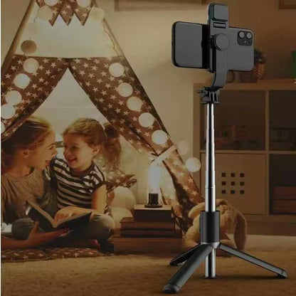 Pérche Selfie 3‑en‑1 avec Trépied & LED Intégrée – Selfies Parfaits, Jour et Nuit